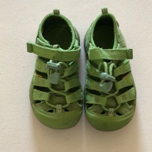 Keen toddler size 10